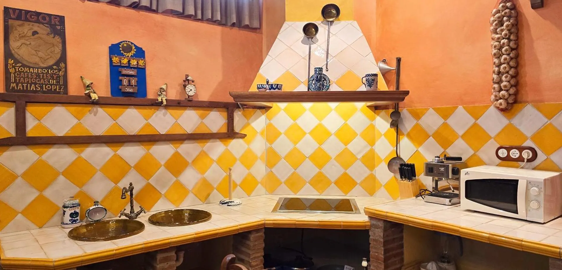 Villa Castella Acogedora Casa Para Familias Con Piscina Y Jardin Cerca Del Mar Marbella