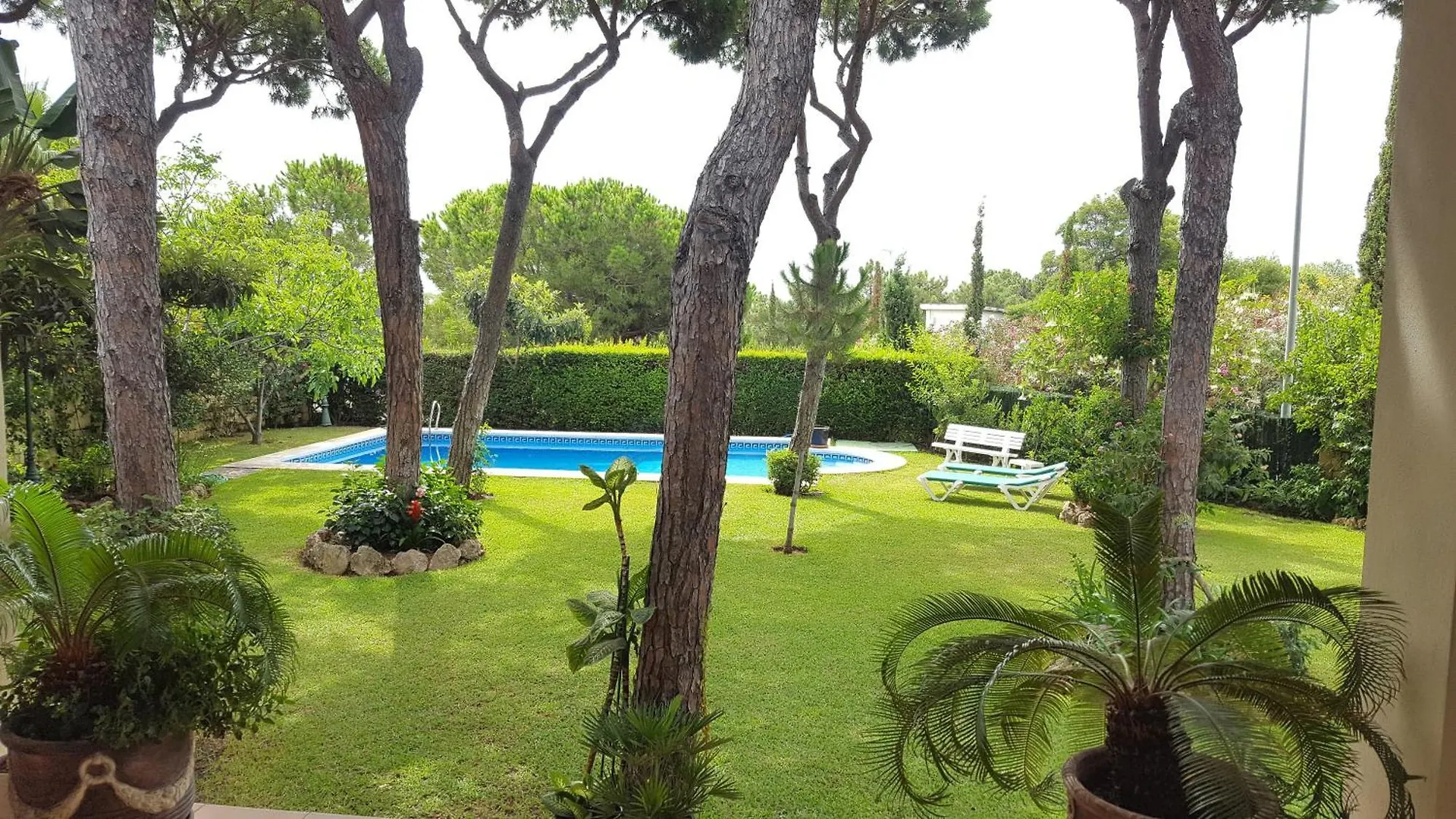 Villa Castella Acogedora Casa Para Familias Con Piscina Y Jardin Cerca Del Mar 마르베야