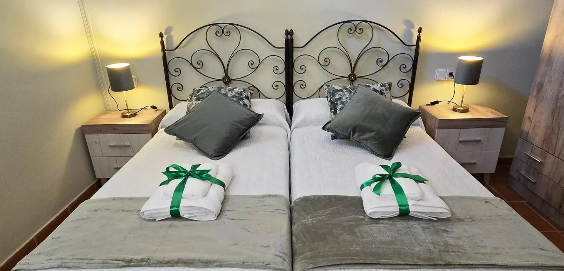 Villa Castella Acogedora Casa Para Familias Con Piscina Y Jardin Cerca Del Mar Marbella